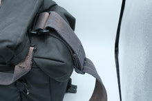 Load image into Gallery viewer, Domke F2 Original Camera Bag Black Made in USA Shoulder Bag
