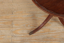 Load image into Gallery viewer, Duncan Phyfe Double Tiered Display Table