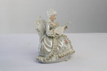 Load image into Gallery viewer, Dresden Sandizell Porcelain Lady with Instrument