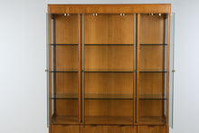 Load image into Gallery viewer, Vintage MCM Drexel Compatibles Illuminated Display Cabinet