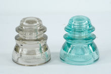 Load image into Gallery viewer, Vintage Whitall Tatum Glass Insulators No 1 Clear and Aqua Pair USA
