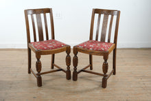 Load image into Gallery viewer, English Oak Pub Dining Table Set with Draw Leaf Extension and 4 Chairs