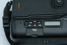 Load image into Gallery viewer, Nikon F5 Professional 35mm Film SLR Camera Body Manuals Strap Japan