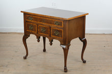 Load image into Gallery viewer, Hickory “American Masterpiece Collection” Federal Style Inlaid Eagle Console Table