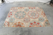 Load image into Gallery viewer, Ferris 5' x 8' Medallion Rug by Oriental Weavers