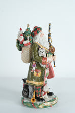 Load image into Gallery viewer, Fitz and Floyd Scottish Highlands Santa Figurine – “Highland Holiday” – Model 19/2051 – Original Box