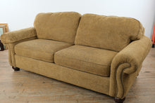 Load image into Gallery viewer, Flexsteel Queen Sleeper Sofa with Pull Out Bed in Textured Upholstery