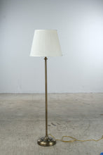 Load image into Gallery viewer, Traditional Brass Finish Floor Lamp with White Pleated Shade
