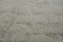 Load image into Gallery viewer, Safavieh Florida Shag SG455 Cream 8 x 10 Area Rug Scroll Floral Pattern