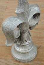 Load image into Gallery viewer, Fleur-de-Lis Decorative Sculpture – Silver Textured Finish – Composite Material – 14" Tall × 8" Wide