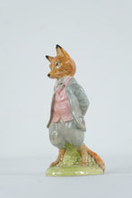 Load image into Gallery viewer, Beswick Beatrix Potter Foxy Whiskered Gentleman Figure BP3a England