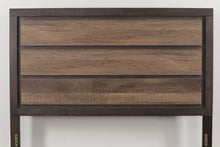 Load image into Gallery viewer, Frontier Full Size Bed by Hooker