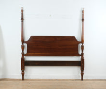Load image into Gallery viewer, Mahogany Four Poster Bed Queen Size Traditional Turned Post Bed Frame