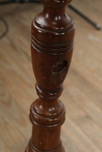 Load image into Gallery viewer, Full Size Heritage Cherry Four-Poster Bed