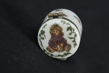 Load image into Gallery viewer, Boyds Bears Porcelain Trinket Box Leave Room For Love To Grow Mini Hinged