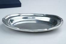 Load image into Gallery viewer, Wilton Armetale Oval Serving Bowl Garfinckels Original Box Vintage USA