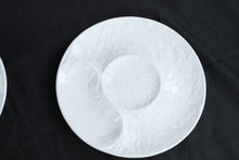 Load image into Gallery viewer, Vintage Gien France White Artichoke Faience Majolica Plates Set of 6
