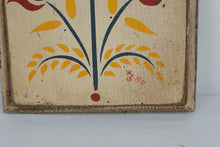 Load image into Gallery viewer, Habersham Plantation 1981 Folk Art Wood Plaques Bird Tulip Pair