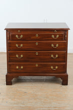 Load image into Gallery viewer, Henkel Harris Mahogany Bachelor's Chest Style 2401