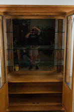 Load image into Gallery viewer, Henredon Monumental Aegean Crystal Curio China Hutch Cabinet