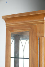 Load image into Gallery viewer, Henredon Monumental Aegean Crystal Curio China Hutch Cabinet