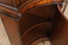 Load image into Gallery viewer, Henredon Natchez Collection Mahogany China Cabinet with Lighted Display