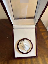 Load image into Gallery viewer, SWI Single Watch Winder Display Box – Gloss Burgundy Case, 6.5" Cube