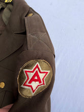 Load image into Gallery viewer, World War II US Army Officer Wool Service Uniform Jacket and Trousers Complete Set