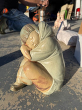 Load image into Gallery viewer, Lladró Eskimo Boy Porcelain Figurine Made in Spain 11 Inch