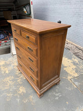 Load image into Gallery viewer, Glenmore 5-Drawer Solid Wood Chest of Drawers