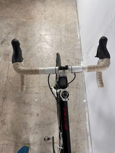 Load image into Gallery viewer, Fuji Roubaix 2 0 Road Bike 56cm Aluminum Frame Shimano 105 Carbon Fork