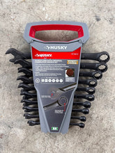 Load image into Gallery viewer, Husky 10 Piece Metric Long Beam Universal Combination Wrench Set 8mm to 19mm