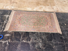 Load image into Gallery viewer, Karastan 712 Green Medallion Kirman Wool Rug 3x5 Sage Pink Floral