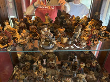 Load image into Gallery viewer, Boyds Bears Resin Figurine Collection Large Lot Display Case Full Set