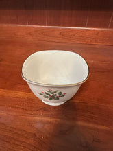 Load image into Gallery viewer, Lenox Holiday Gold Trim China Bowl Holly Berry Made in USA