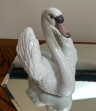 Load image into Gallery viewer, Lladró “Swan with Wings Spread” Porcelain Figurine (Model 05231) – Elegant White Collectible with Original Box