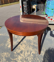 Load image into Gallery viewer, Sherrill Occasional 36" Round Table
