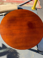 Load image into Gallery viewer, Sherrill Occasional 36" Round Table