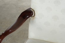 Load image into Gallery viewer, Traditional Mahogany Queen Anne Accent Armchair with Shell Pattern Upholstery