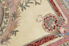 Load image into Gallery viewer, Ivory Rug with Center Medallion – Hand-Woven Wool – 8' x 11'