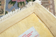 Load image into Gallery viewer, Ivory Rug with Center Medallion – Hand-Woven Wool – 8' x 11'