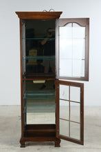 Load image into Gallery viewer, Jasper Cabinet Company Olde Fortwood Cherry Lighted Curio Display Cabinet Model 585