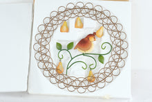 Load image into Gallery viewer, Jim Shore Heartwood Creek Christmas Wreath Card Holder Bird Pears Enesco 4014453