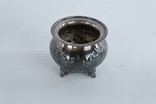Load image into Gallery viewer, John Turton Sheffield Hand Chased Silver Plate Sugar Bowl 788 Vintage