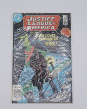 Load image into Gallery viewer, Justice League of America #248 (DC Comics, March 1986) – J’onn J’onzz: Manhunter for Hire!