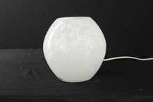 Load image into Gallery viewer, Knubbig Table Lamp