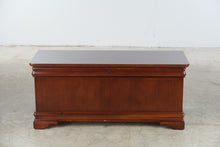 Load image into Gallery viewer, Lane Cedar Hope Chest in Cherry Finish