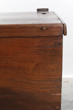 Load image into Gallery viewer, Large Pine Flour Box