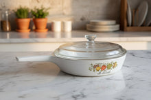 Load image into Gallery viewer, Corning Ware P-83-B 16cm Saucepan with Lid – “Le Persil” Vegetable Motif – Rare Pattern