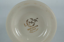 Load image into Gallery viewer, Lenox “Rose Manor” Bud Vase – 7.5" Ivory Porcelain with Pink Rose Florals & 24K Gold Trim